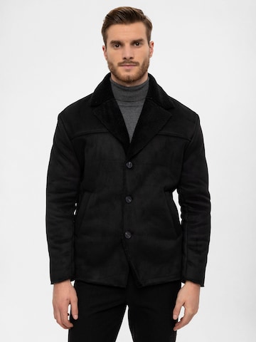 Manteau d’hiver Antioch en noir : devant