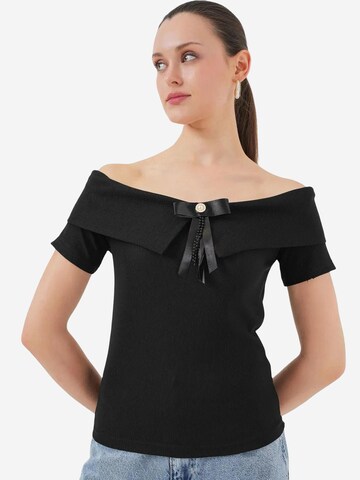 Bigdart - Blusa em preto: frente