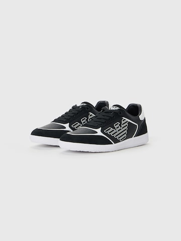 EA7 Emporio Armani - Zapatillas deportivas bajas 'NEW HERITAGE EAGLE' en negro