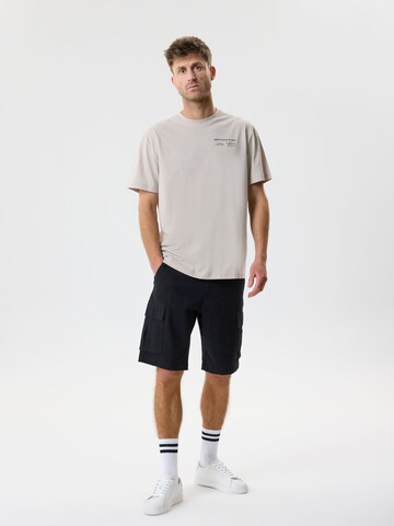 TWO SOON - regular Pantalón cargo en negro