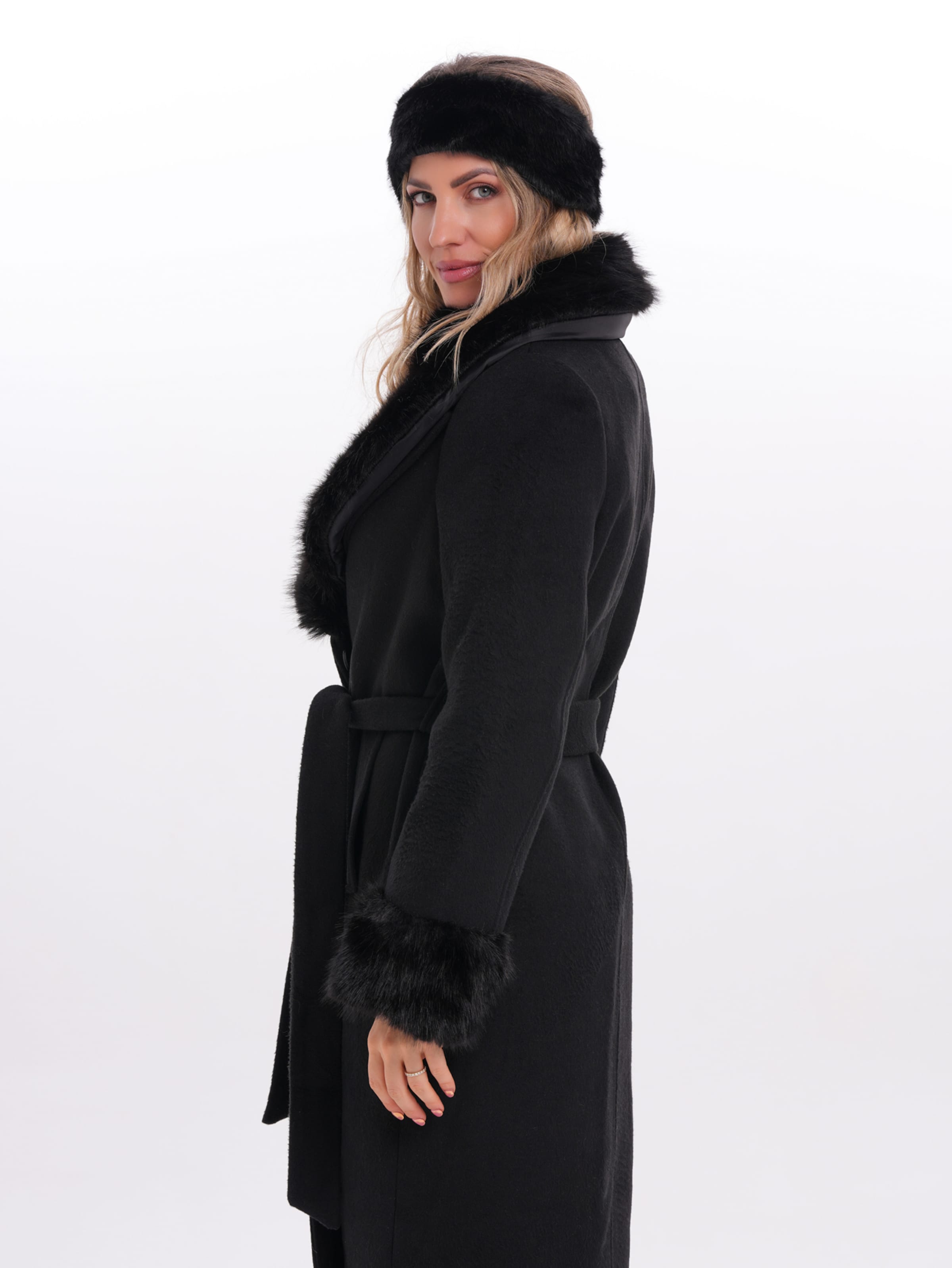 Manteau d’hiver MYLAVIE by Sarah Harrison en noir