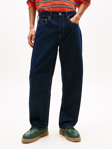 Tommy Jeans - Loosefit Vaquero 'Jaimie' en azul: frente