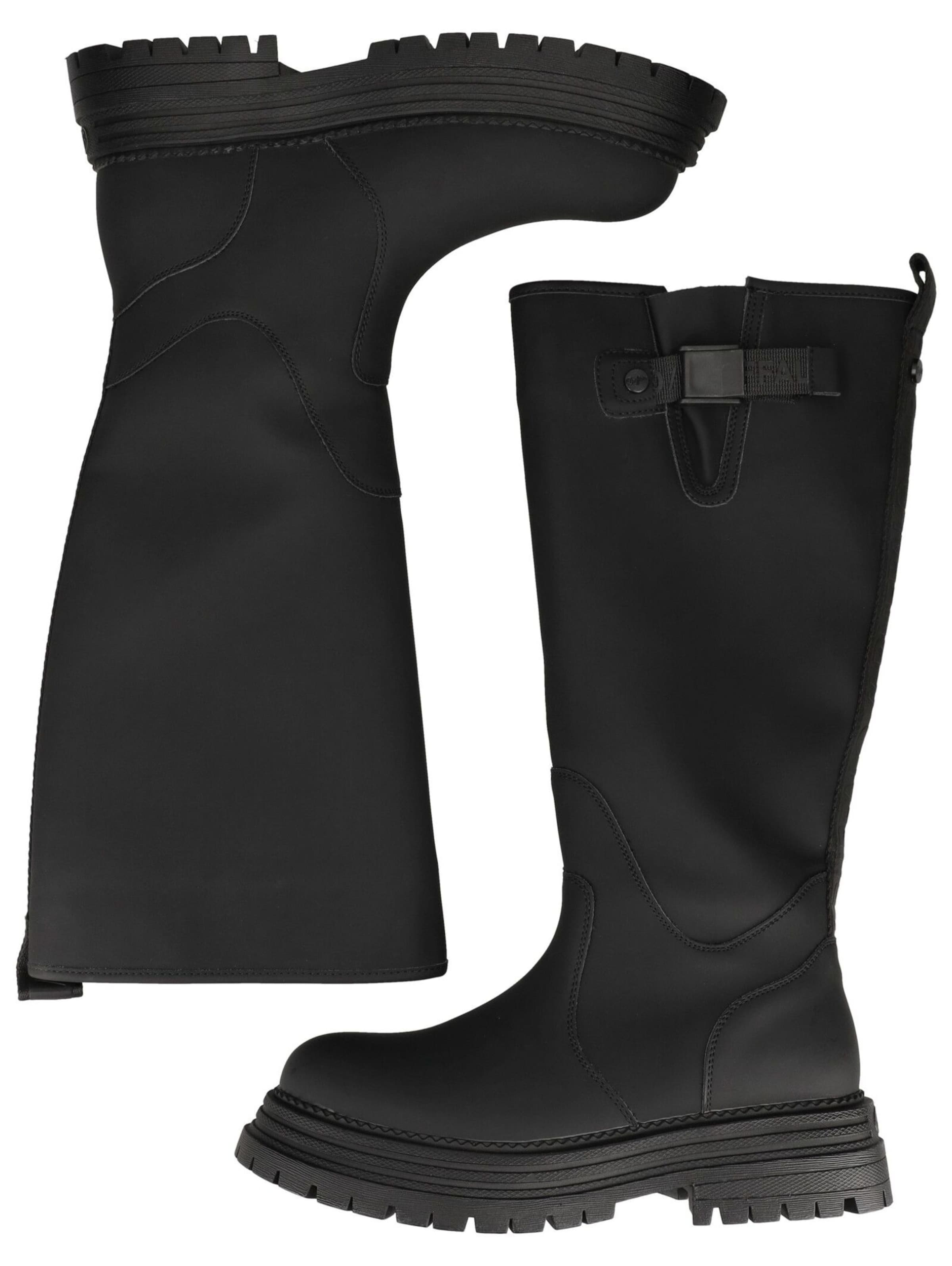 BUFFALO Boot in Black: side