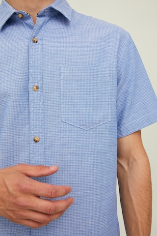 Coupe regular Chemise 'JORAbel' JACK & JONES en bleu