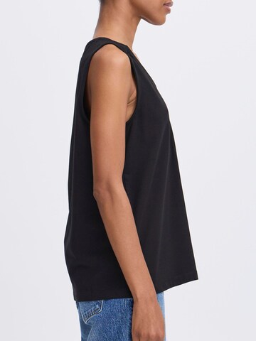 b.young V-Shirt ' BYPANDINNA ' in Schwarz