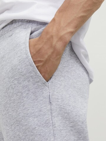Tapered Pantaloni 'JPSTGordon JJBradley' de la JACK & JONES pe gri