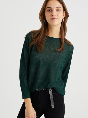 WE Fashion Sweater in Green