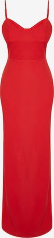 Trendyol Iltapuku värissä punainen: etupuoli