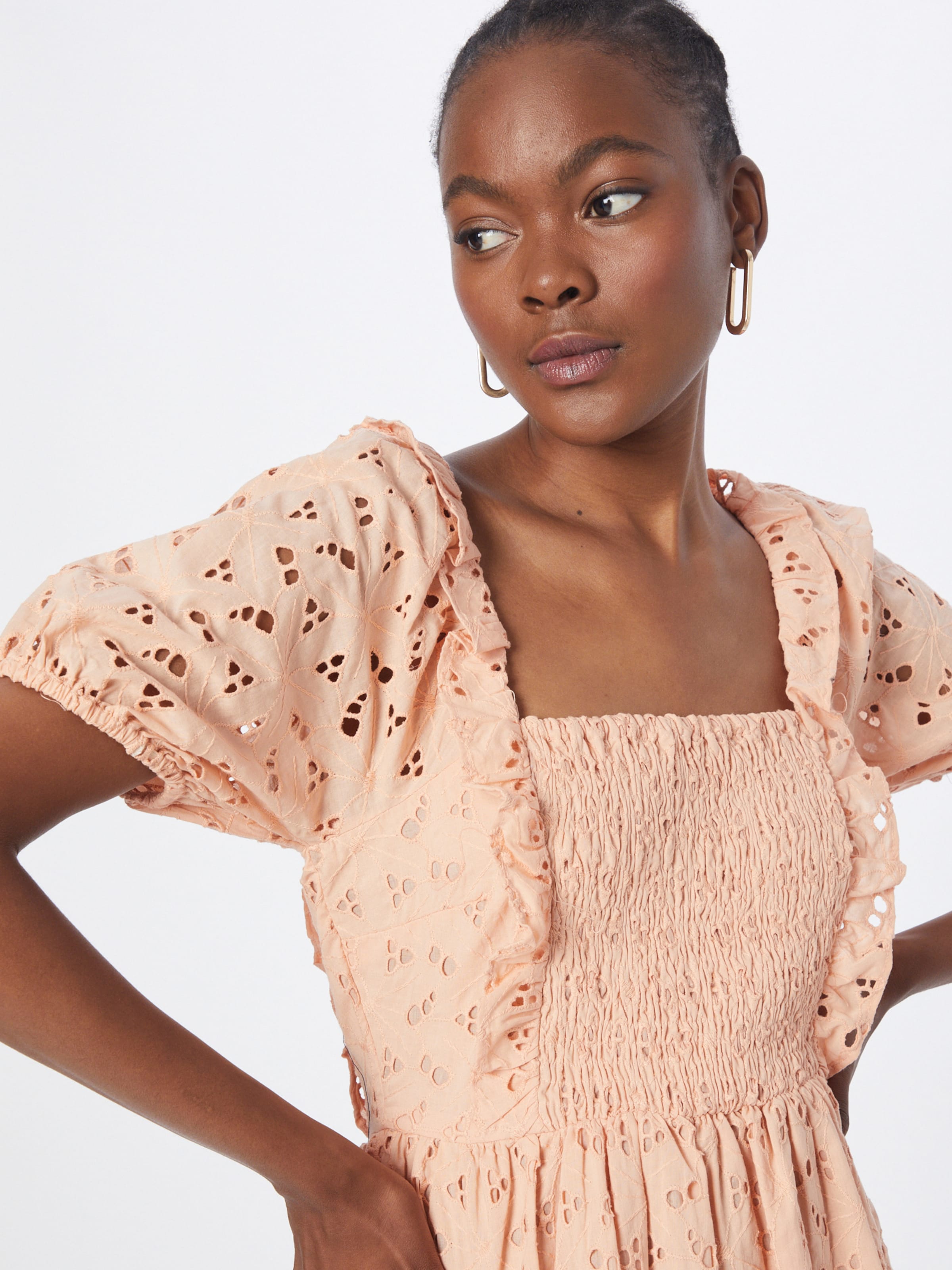Dorothy Perkins Dress in Apricot ABOUT YOU