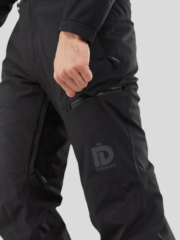 Regular Pantalon fonctionnel 'Teak' Fundango en noir