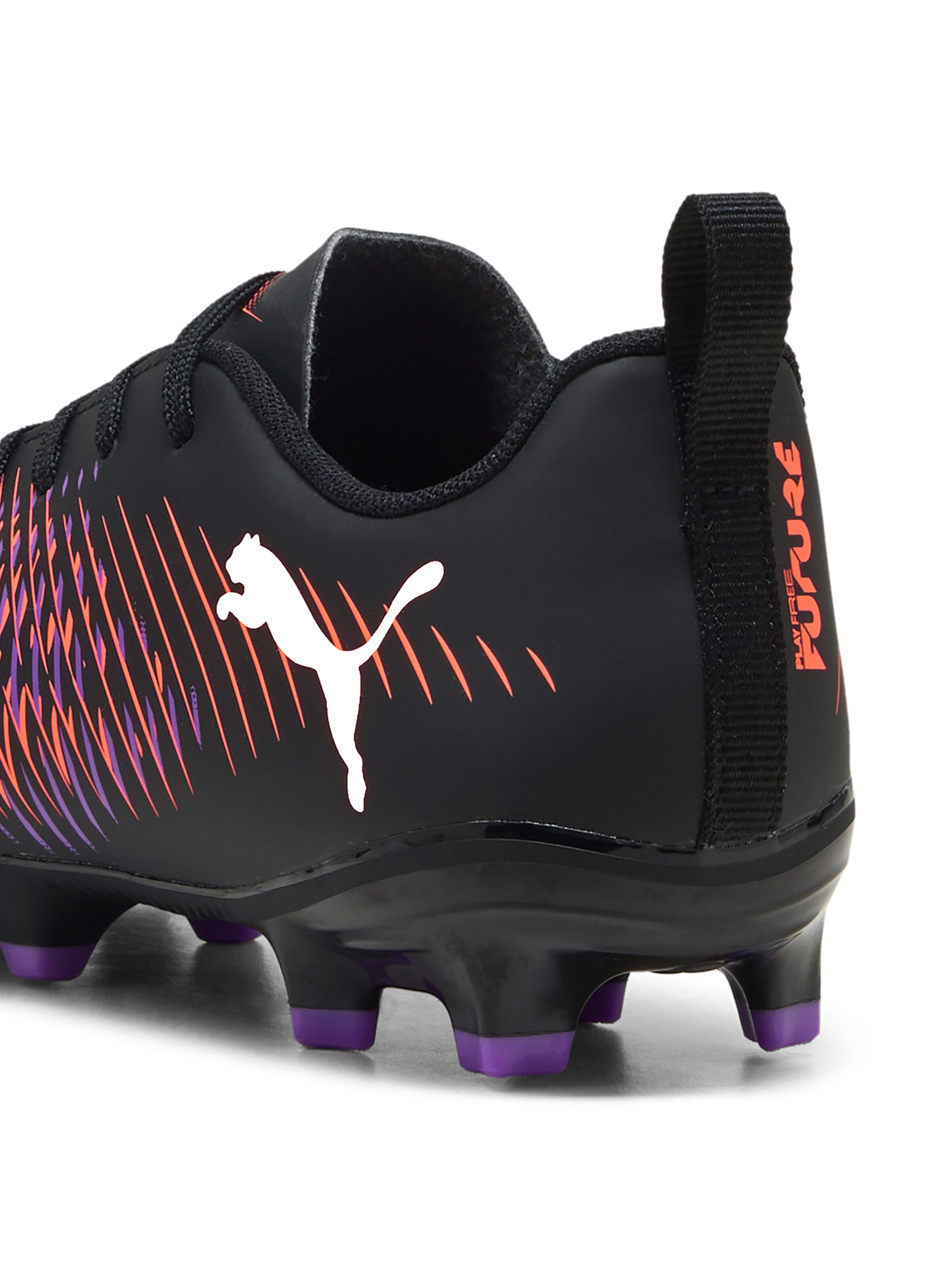 Scarpa sportiva 'Future 8 Play' di PUMA in nero