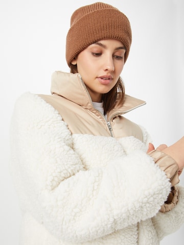 Abercrombie & Fitch Between-season jacket in Beige