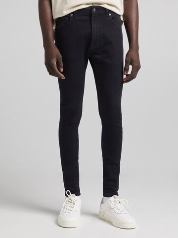 Bershka Skinny Jeans in Blue: front