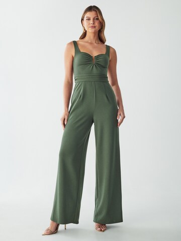 BWLDR Jumpsuit 'Ascot' in Green: front