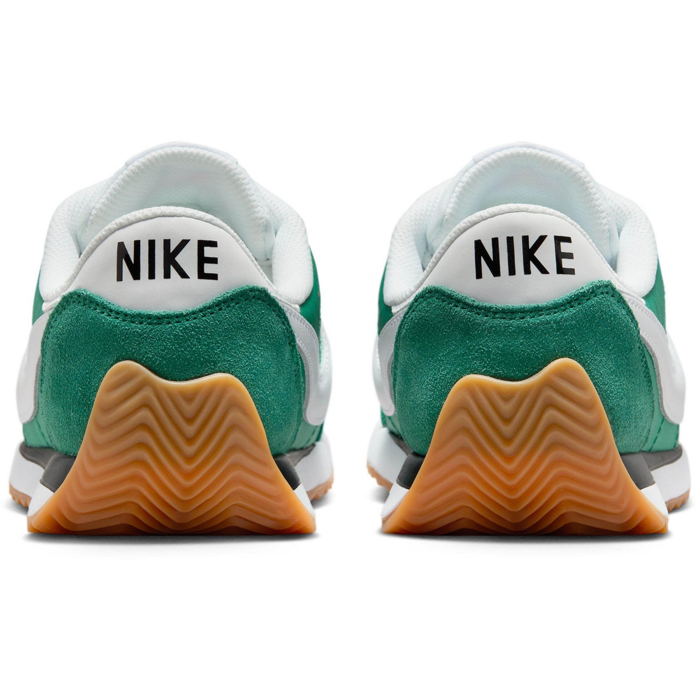 Nike Sportswear Sneaker in Grün