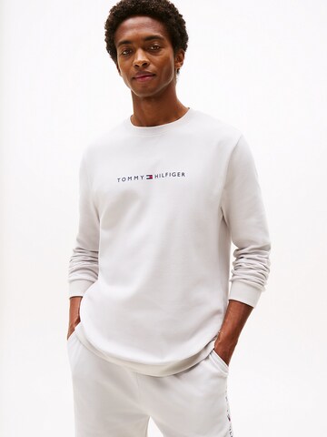 TOMMY HILFIGER Sweatshirt in Grey: front