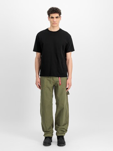 ALPHA INDUSTRIES Loosefit Jeans in Grün: Vorderseite