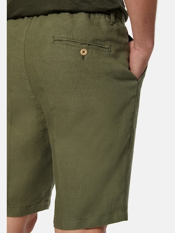 Boggi Milano Regular Pleat-Front Pants in Green