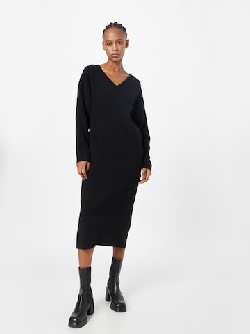 Rochie tricotat 'Ellen' de la WEEKDAY pe negru: față