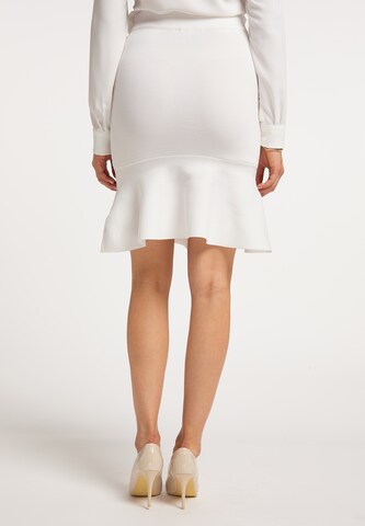 faina Skirt in White