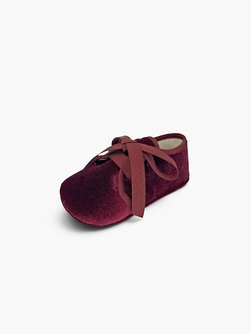 Chaussure basse Pisamonas en rouge : devant