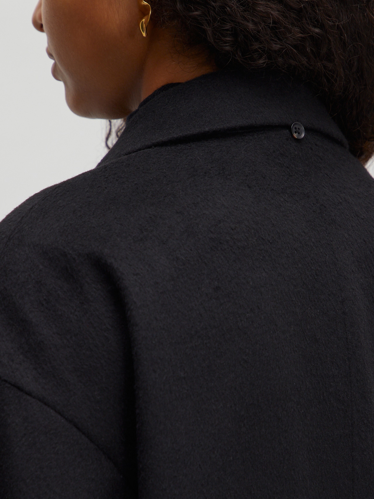 EDITED Produkte Übergangsmantel 'Chantal' schwarz