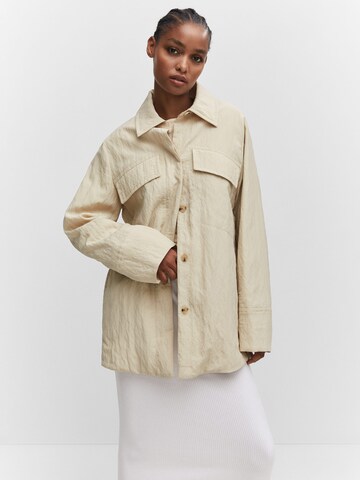 MANGO Between-Season Jacket 'Espuma' in Beige: front