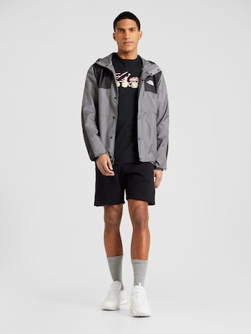 BALR. Regular Shorts 'Q-Series' in Schwarz