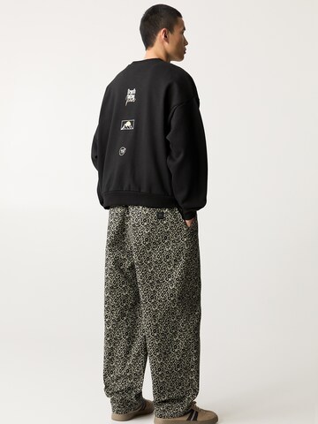 Loosefit Pantalon Pull&Bear en vert