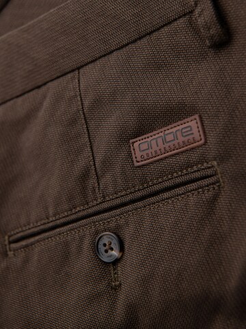 Ombre Regular Chino 'Quintessence' in Bruin