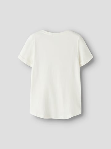 Tricou 'NKFVix' de la NAME IT pe alb