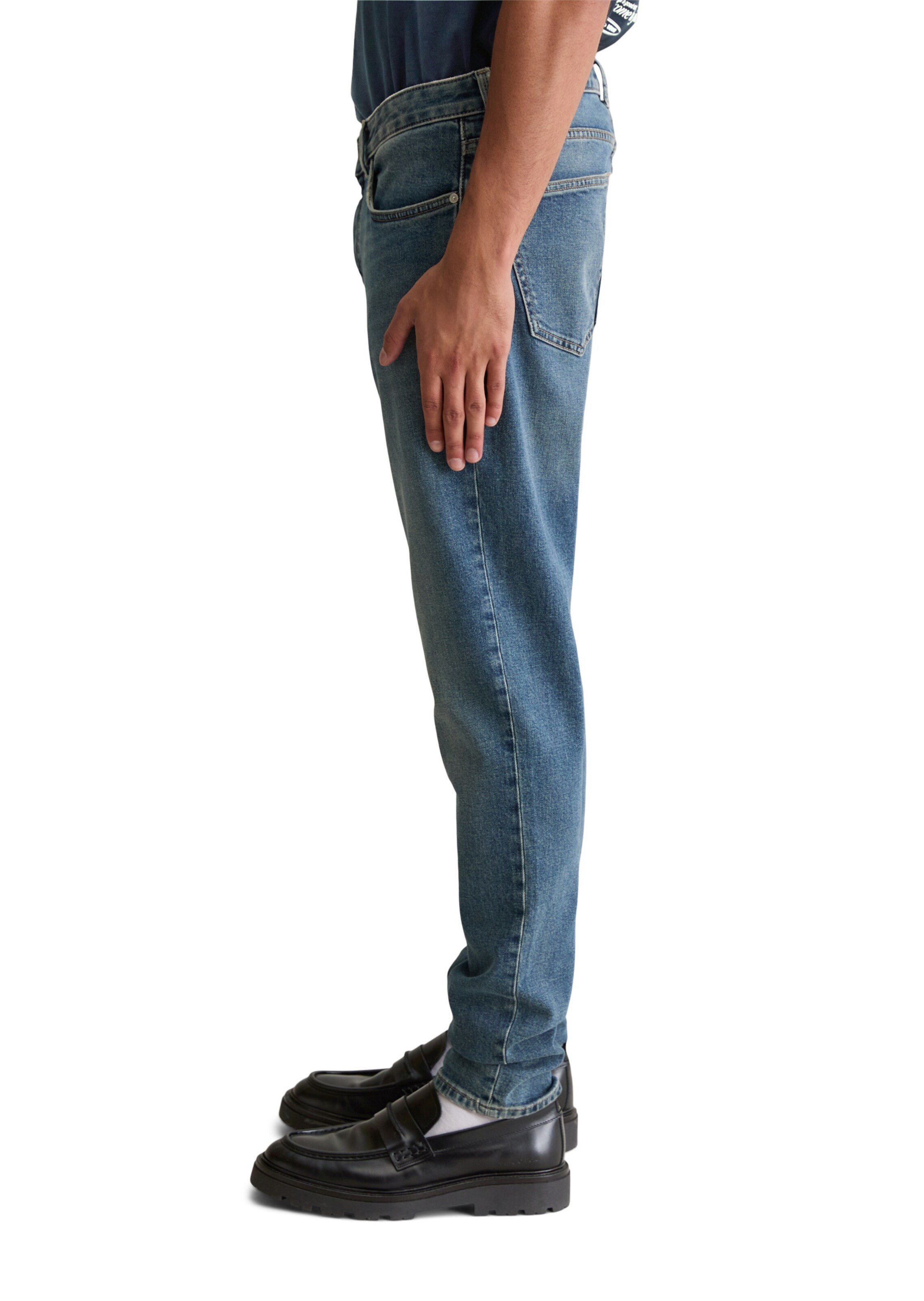 Marc O'Polo DENIM Tapered Jeans in Blau