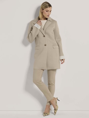 Manteau mi-saison MADELEINE en blanc