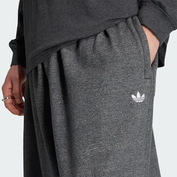 ADIDAS ORIGINALS Baggy Broek 'Trefoil Essentials' in Grijs