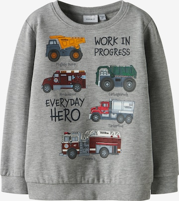 NAME IT - Sudadera 'NMMORSON TONKA' en gris: frente