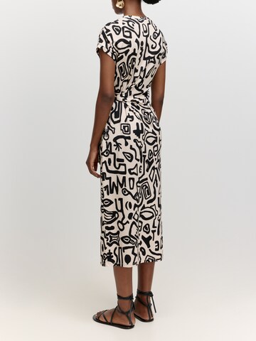 EDITED Kleid 'Milla' in Beige