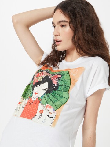 Tricou 'GEISHA' de la Key Largo pe alb