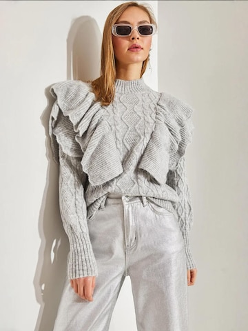 Bianco Lucci - Pullover em cinzento