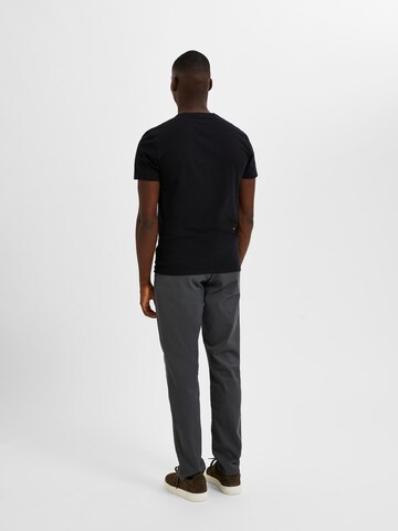 SELECTED HOMME T-shirt 'Ael' i svart