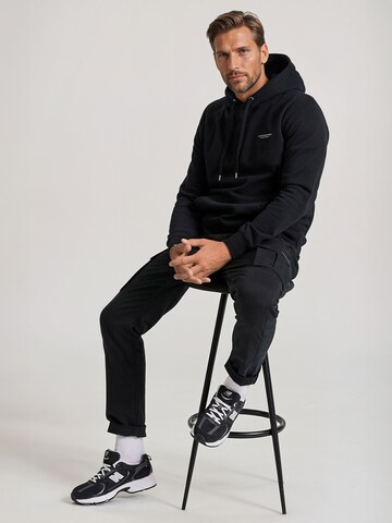 Regular Pantalon cargo Funky Buddha en noir