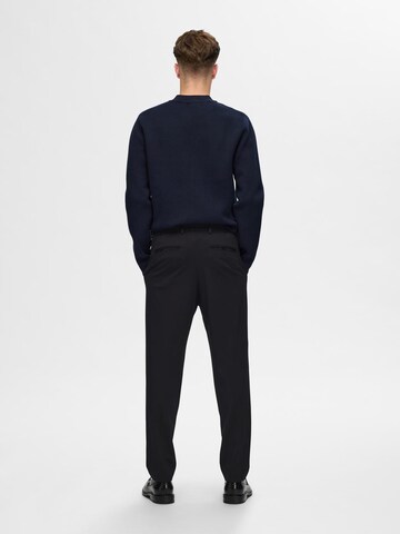 Coupe slim Pantalon à plis 'SLHDelon' SELECTED HOMME en noir