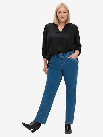 SHEEGO Regular Jeans in Blau