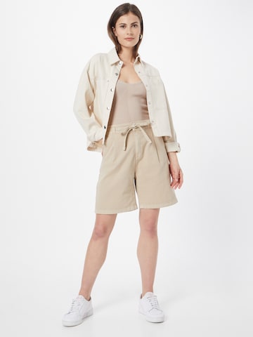 ESPRIT Loose fit Pleat-Front Pants in Beige