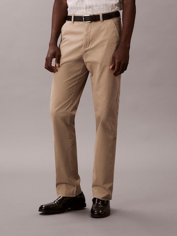 Calvin Klein Jeans Slim fit Chino trousers in Beige: front