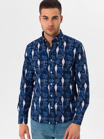 By Diess Collection Slim fit Πουκάμισο σε μπλε: μπροστά