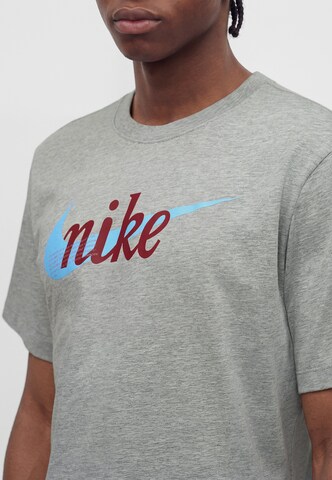 Nike Sportswear Paita värissä harmaa