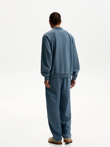 Bershka Tapered Trousers in Blue