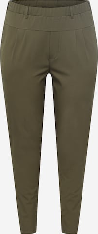 KAFFE CURVE - Slimfit Pantalón plisado 'Jia' en verde: frente