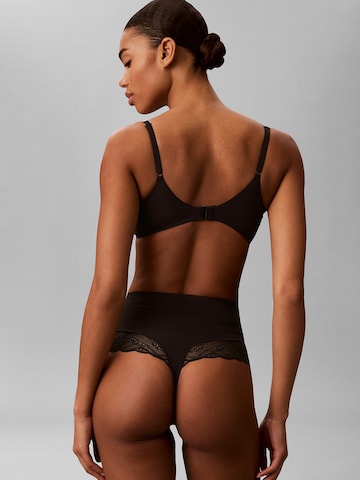 Slip scultant 'Sensual Stretch Lace' Calvin Klein en noir