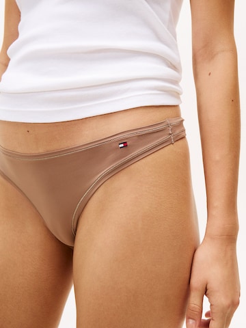Tanga 'Essential' de la TOMMY HILFIGER pe maro